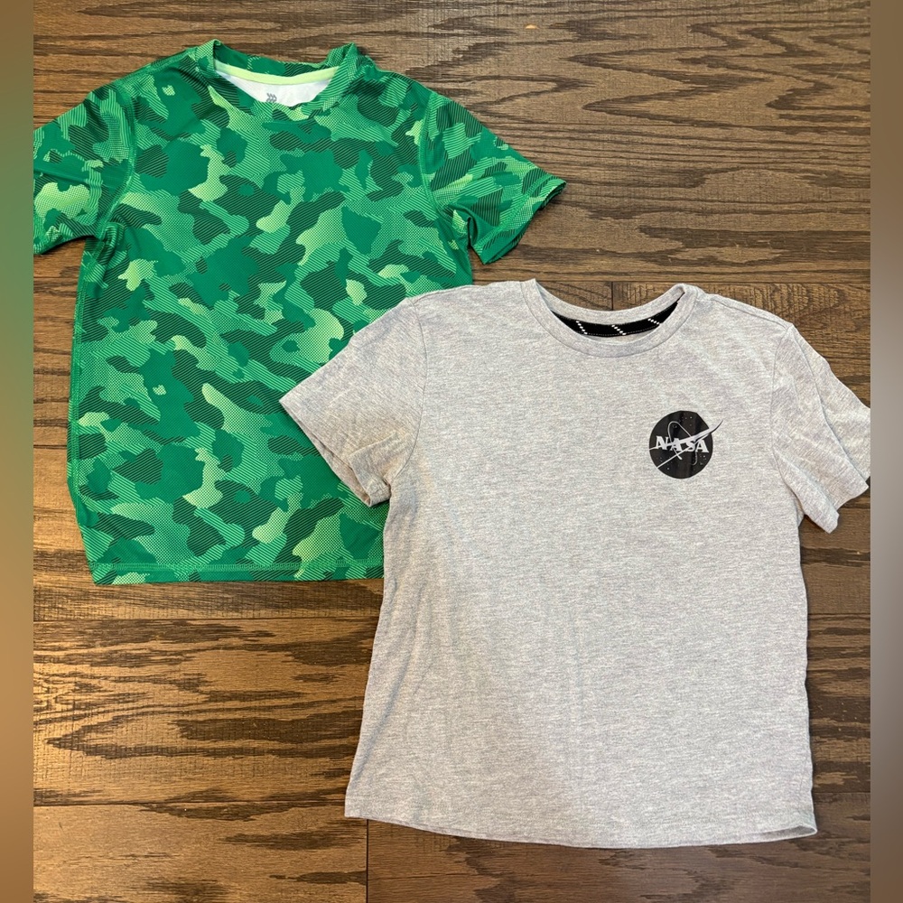 Lot of 2 Boys Size 8 Camouflage Camo NASA Space Summer Athletic T-Shirts EUC